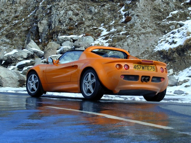 Lotus Elise.jpg