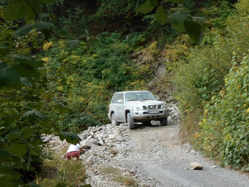 PASSAGE SUR UN EBOULEMENT