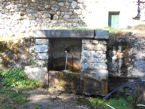 FONTAINE