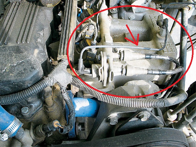 154_0608_10_z+1989_jeep_wrangler_xj+fuel_pressure_regulator.jpg