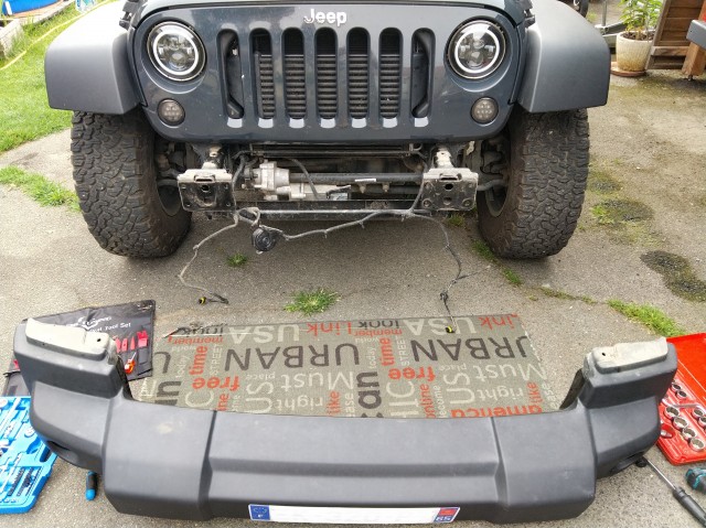 AEV Bumper (3)1.jpg