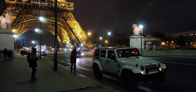 JKU Tour Eiffel.jpg