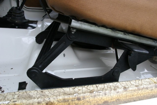 CJ7 LAREDO 1986 (38).JPG