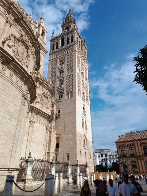 giralda 1.jpg