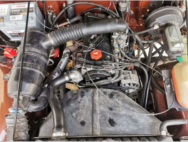 B102848162_STANDARD_4.jpg
