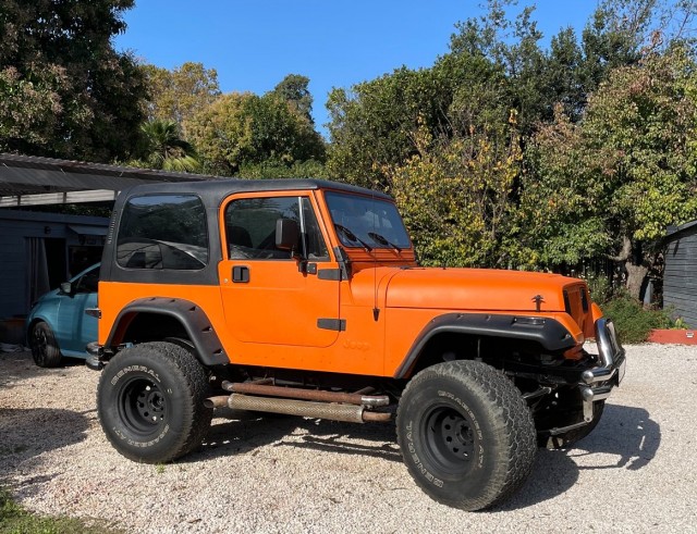jeep yj.jpg